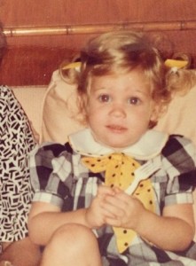 Can you guess which of the following pictures relates to Taylor's childhood? 4