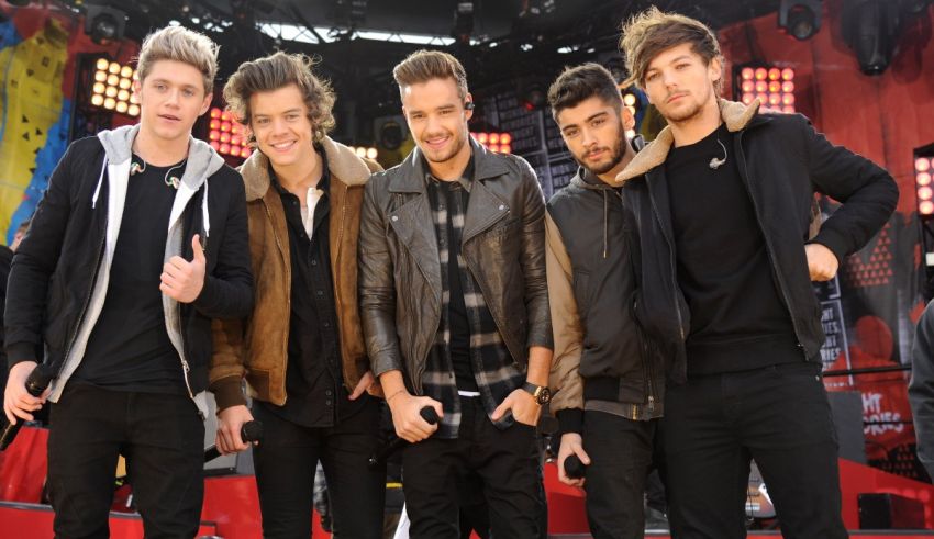 One direction at the mtv music awards.