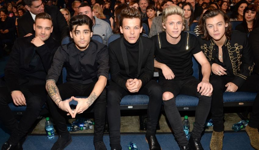 One direction at the mtv music awards.