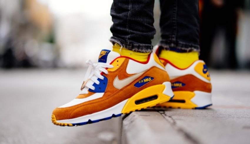 Nike air max 90 orange yellow.