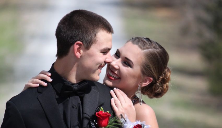 A man and woman smiling.