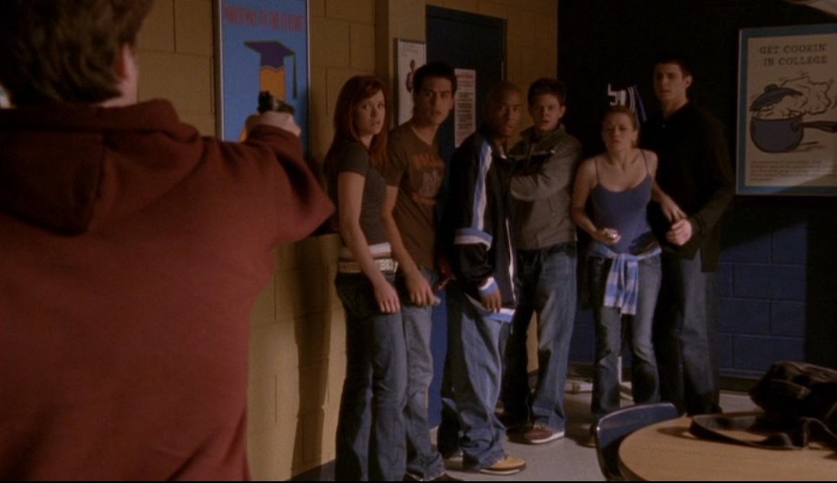 Quiz: Which One Tree Hill Character Are You? 1 of 6 Matching 6