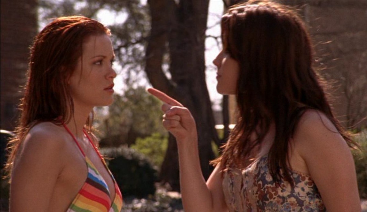 Quiz: Which One Tree Hill Character Are You? 1 of 6 Matching 3