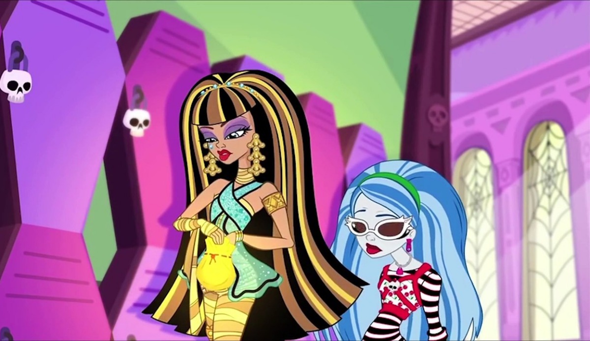 Quiz: Which Monster High Character Are You? 1 of 6 Matching 17