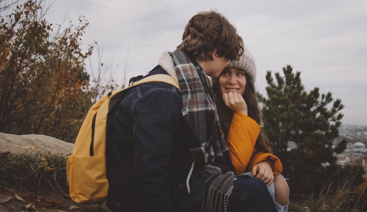 Quiz: Should I Move in With My Boyfriend? 100% Honest 18