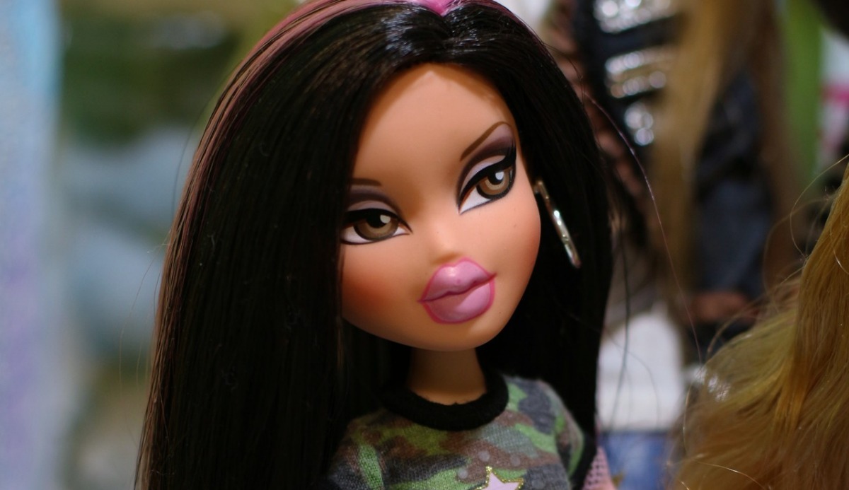 Quiz: Which Bratz Doll Are You? With The New 2023 Dolls 5