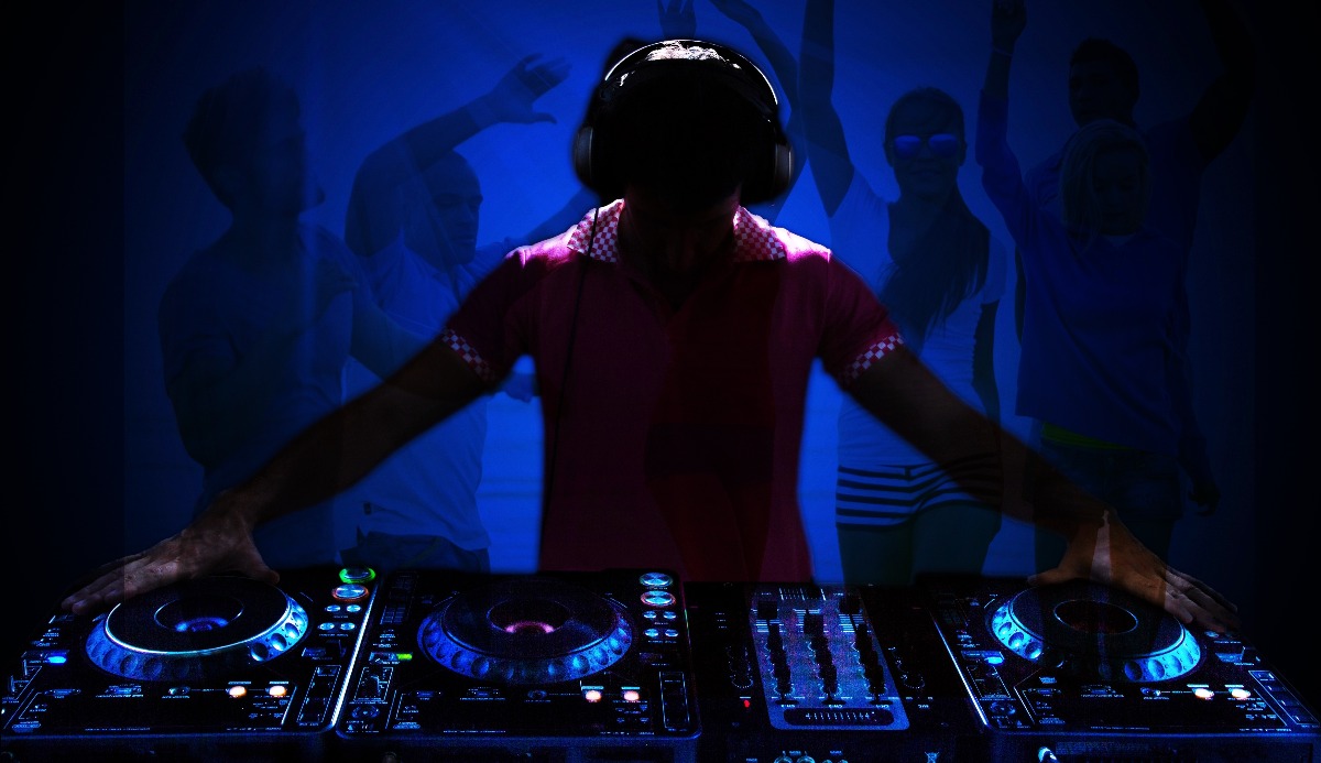 Quiz: What Is Your Party Personality? 100% Honest 20