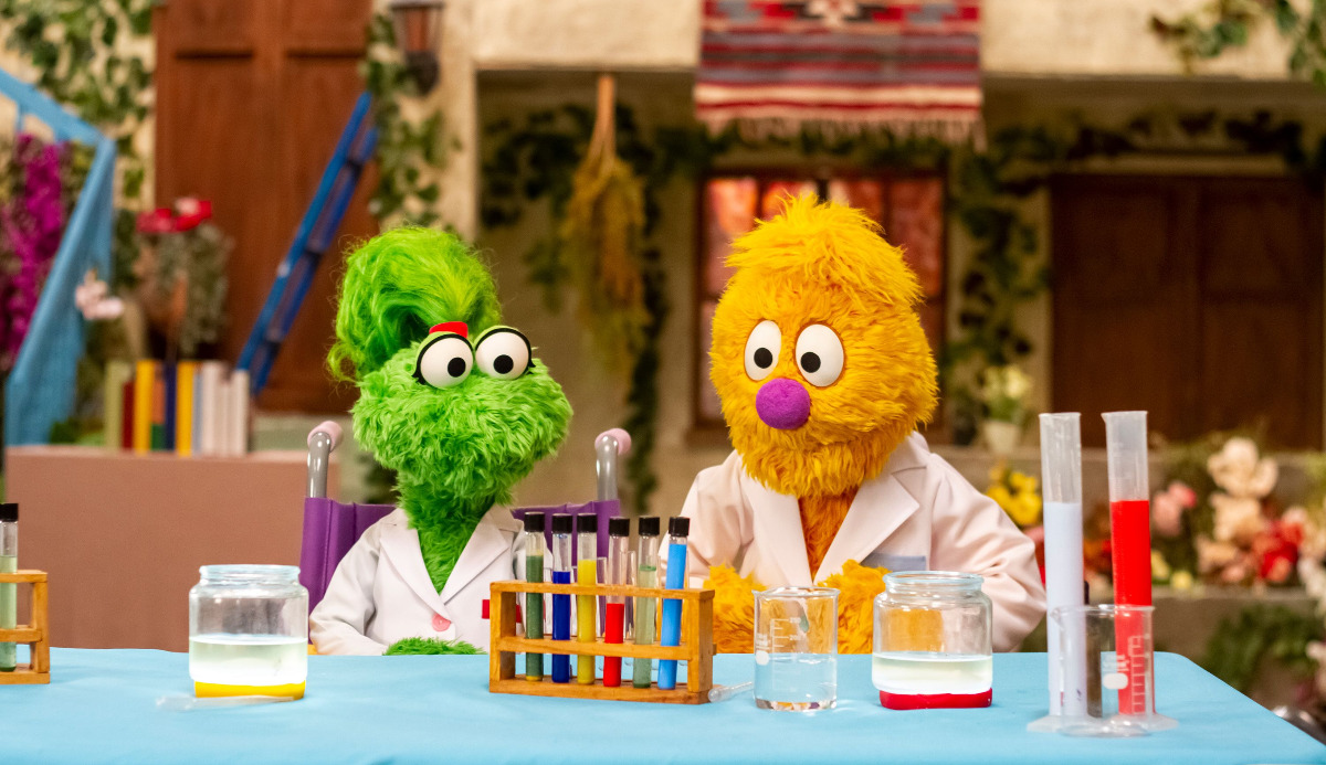 Quiz: Which Sesame Street Character Are You? 1 of 9 Matching 2