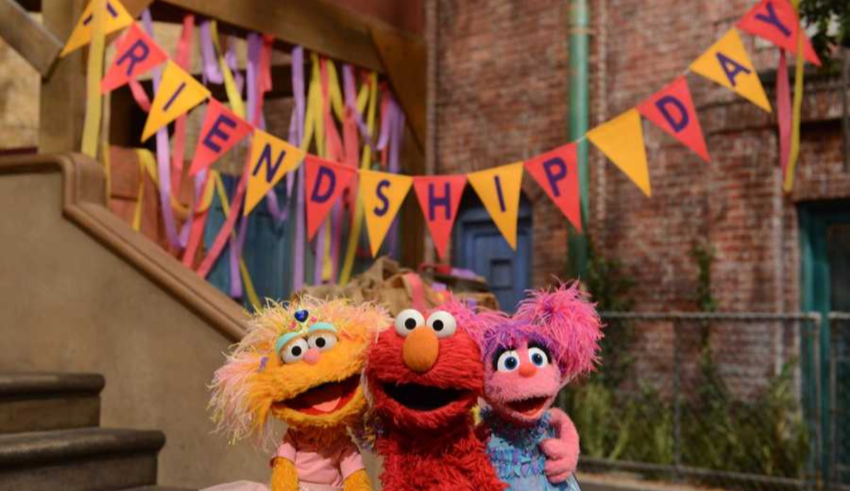 Quiz: Which Sesame Street Character Are You? 1 of 9 Matching 9
