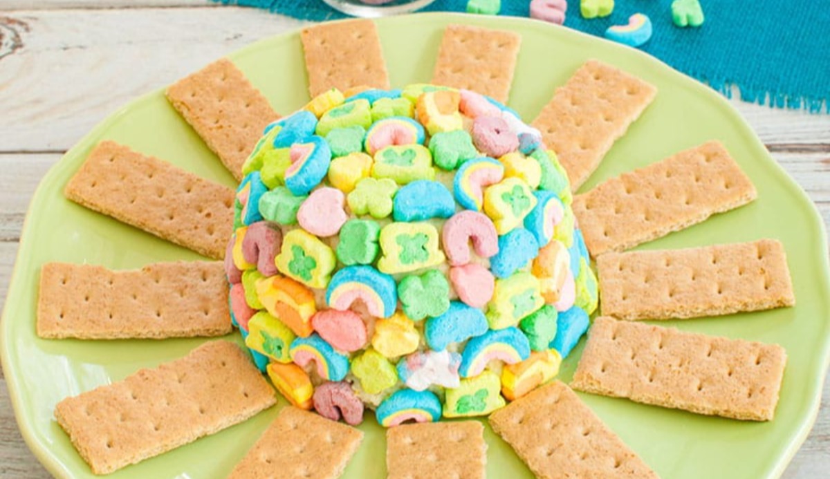 Quiz: Which Lucky Charms Marshmallow Are You? 11