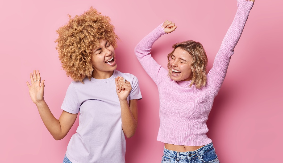 Quiz: What Type of Friend Are You? Let's Be 100% Honest 4