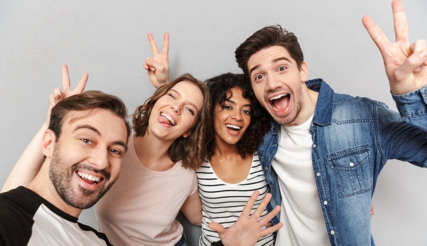 A group of friends posing for a selfie.