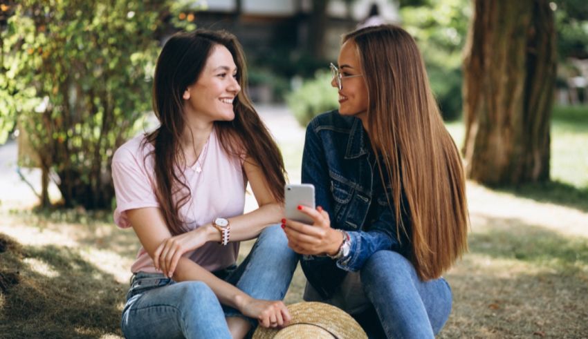 Are You the Mom, Dad, or Sib of Your Friends