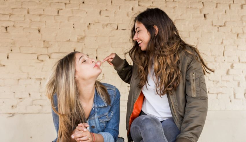Are You the Mom, Dad, or Sib of Your Friends