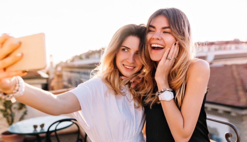 Are You the Mom, Dad, or Sib of Your Friends